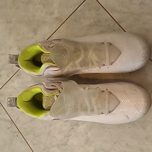 Under Armour  Cleats
